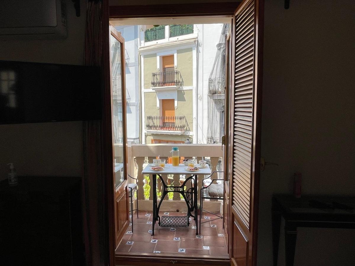 Varone Requena Exterior photo